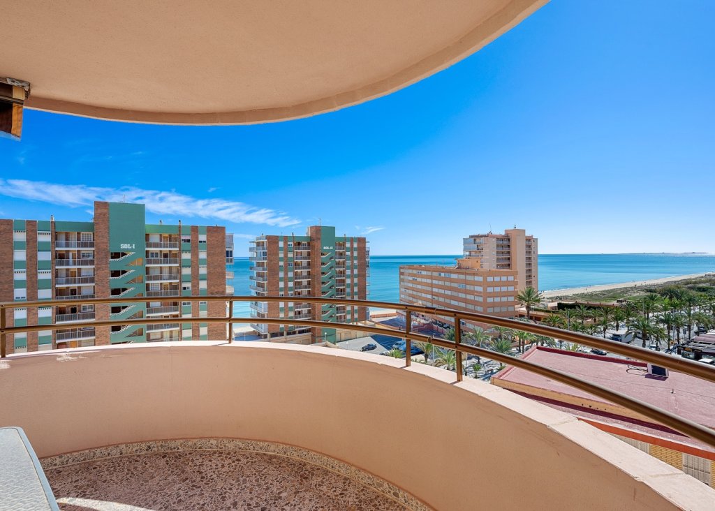 Verkoop - Apartment - Flat - Arenales del Sol - Segunda linea playa