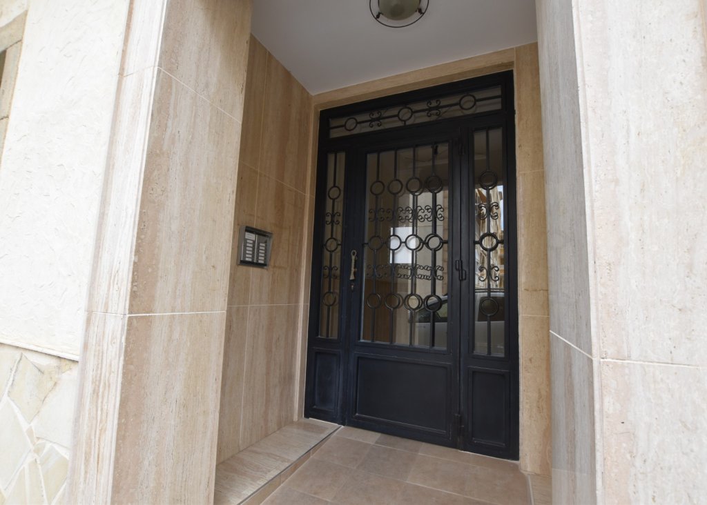 Verkoop - Apartment - Flat - Formentera del Segura