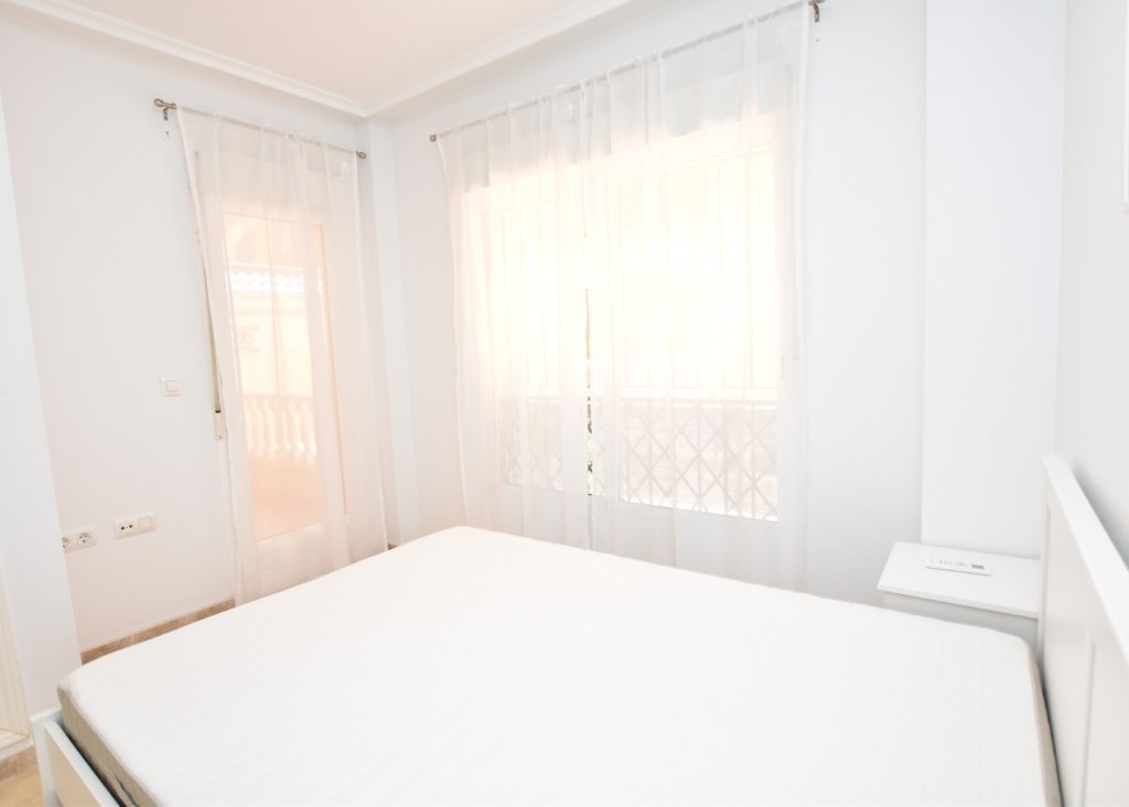 Verkoop - Apartment - Flat - Formentera del Segura