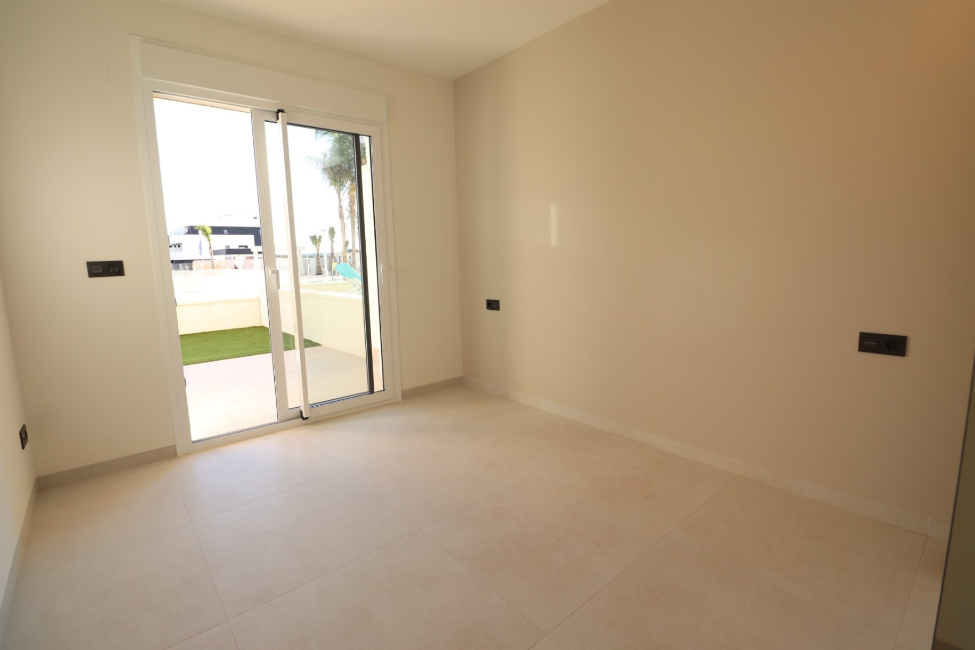 Verkoop - Apartment - Flat - Guardamar del Segura - El Raso