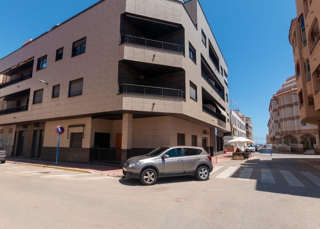Verkoop - Apartment - Flat - La Mata - La Mata - Town