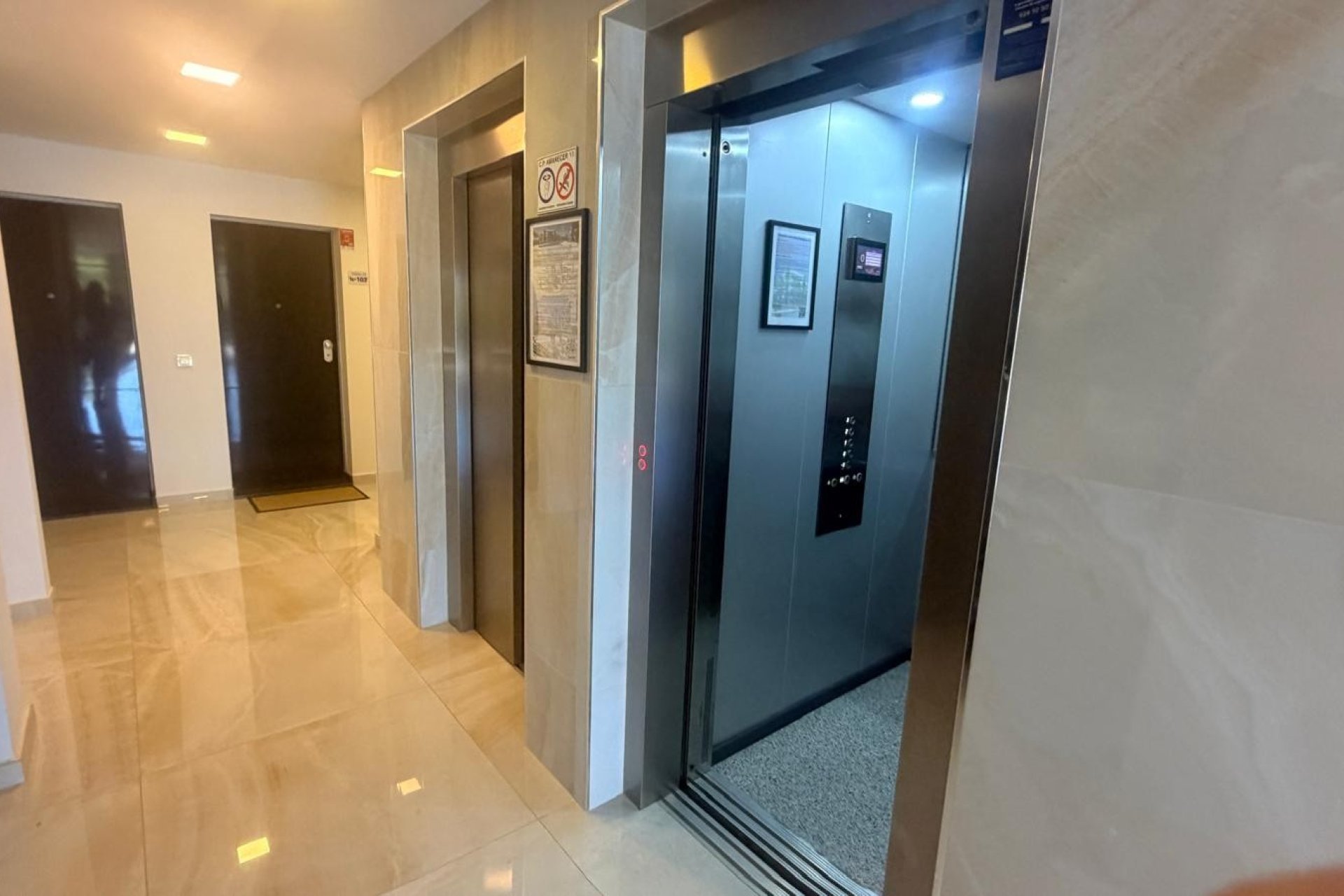 Verkoop - Apartment - Flat - Los Altos - Torrevieja