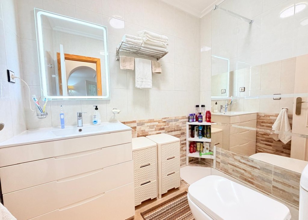 Verkoop - Apartment - Flat - Los Montesinos - La Herrada