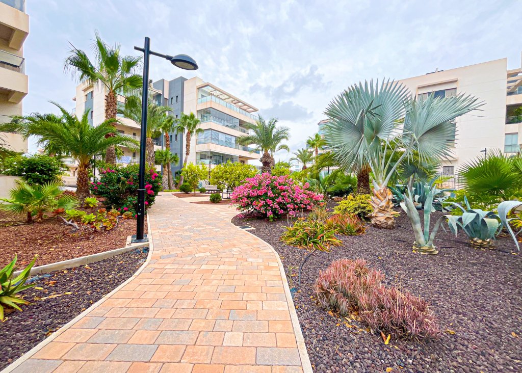 Verkoop - Apartment - Flat - Orihuela Costa - Villamartín