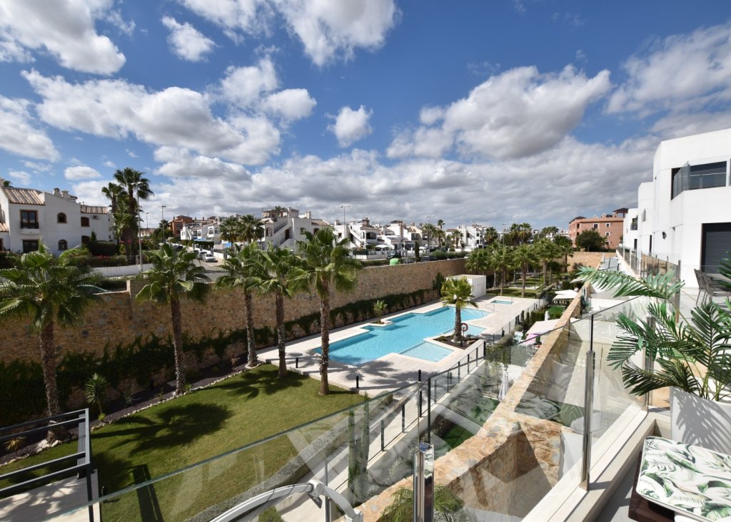 Verkoop - Apartment - Flat - Orihuela Costa - Villamartín