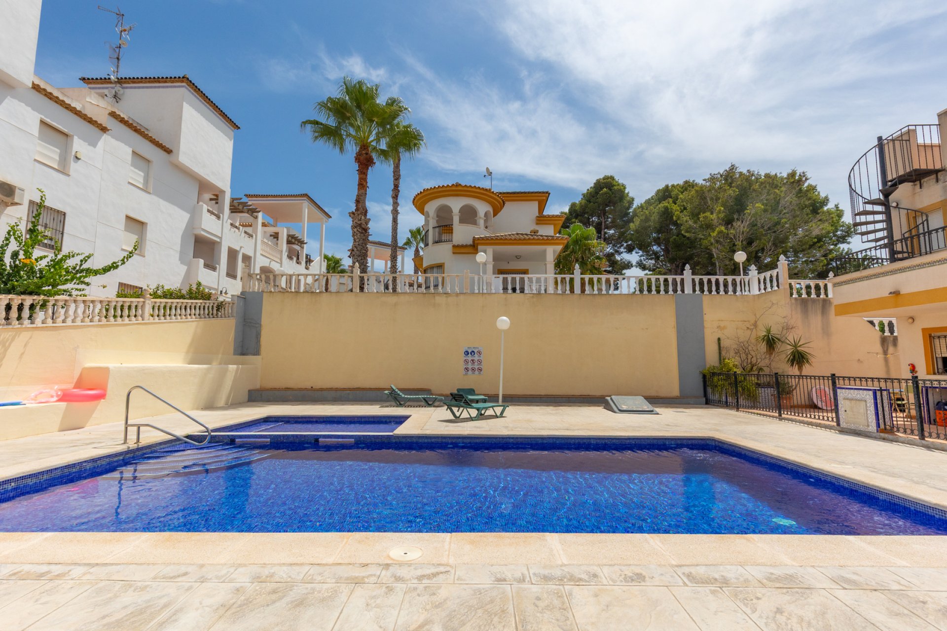 Verkoop - Apartment - Flat - Orihuela - Villamartín
