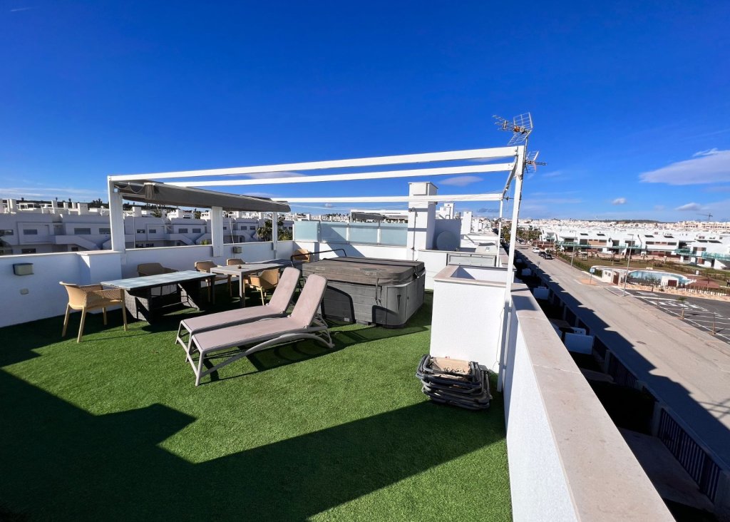 Verkoop - Apartment - Flat - Orihuela - Vistabella Golf