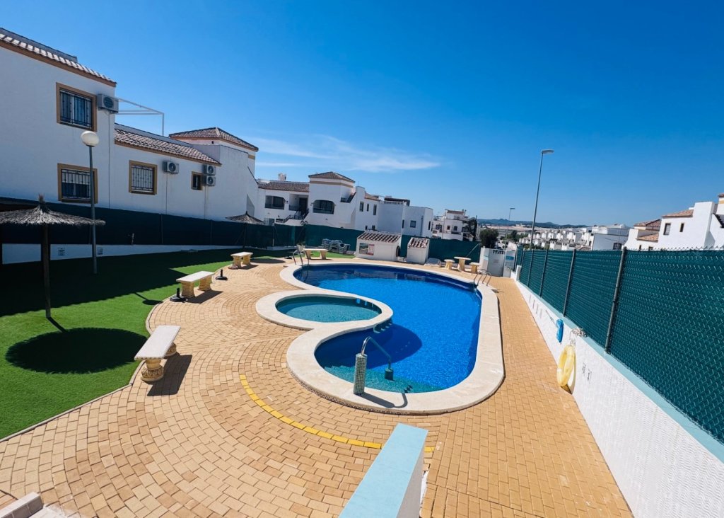 Verkoop - Apartment - Flat - Orihuela - Vistabella Golf