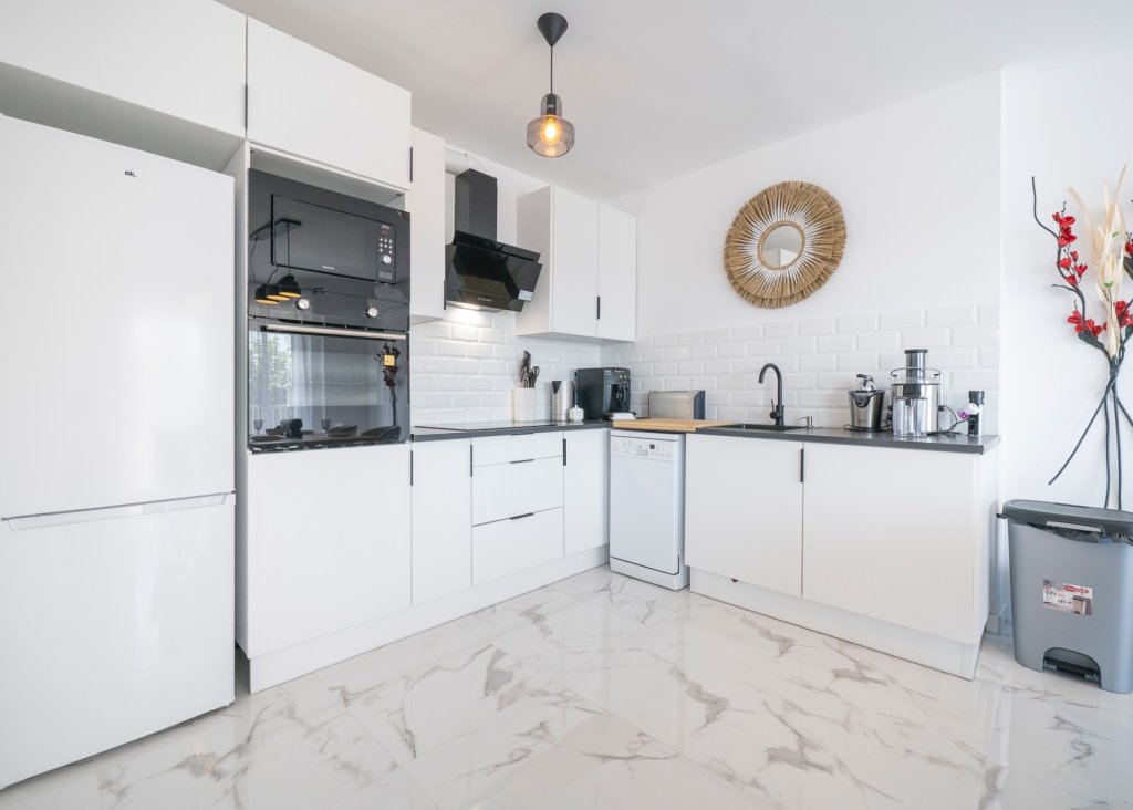 Verkoop - Apartment - Flat - Punta Prima