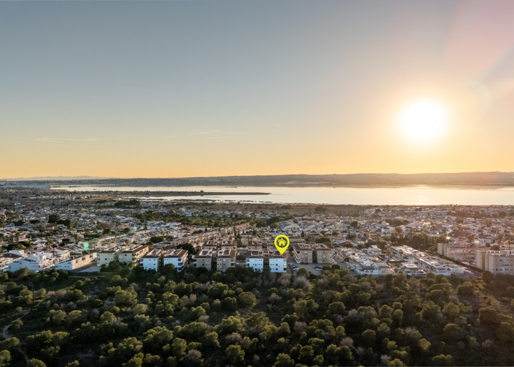 Verkoop - Apartment - Flat - Torrevieja - La Siesta