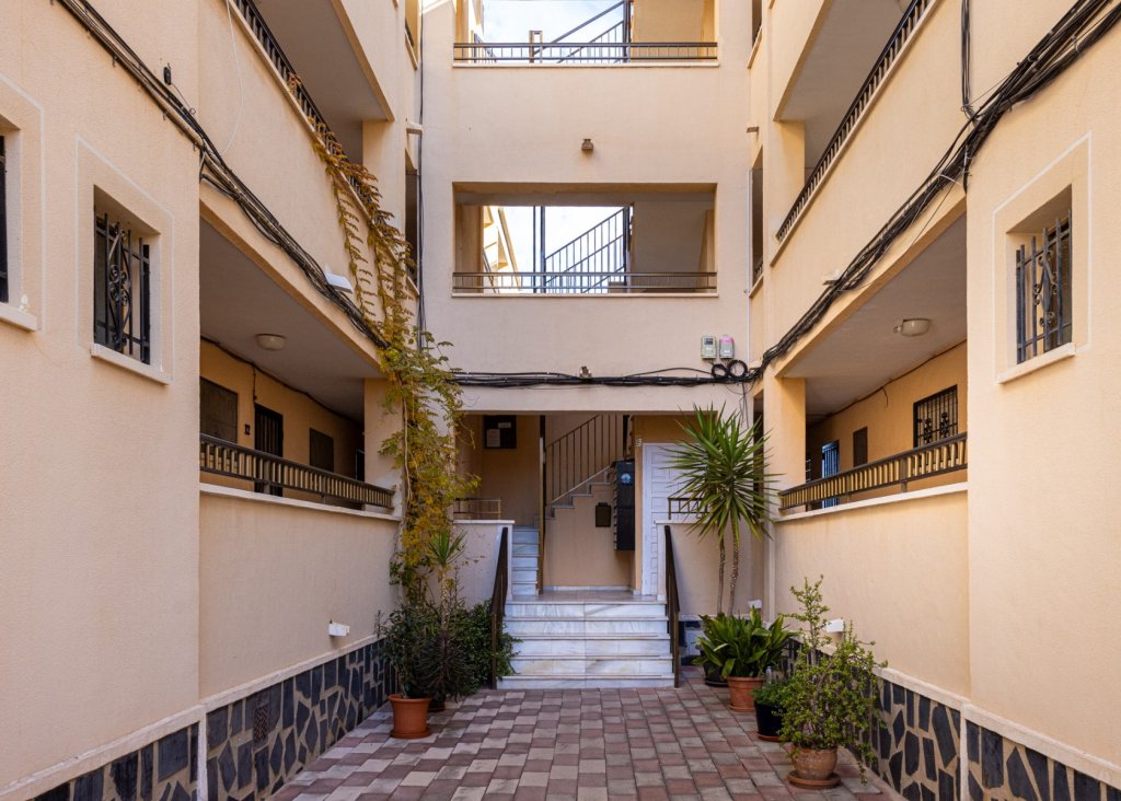 Verkoop - Apartment - Flat - Torrevieja - La Siesta