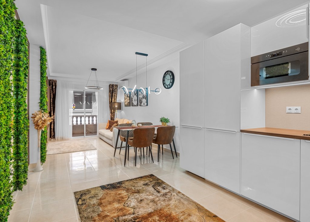 Verkoop - Apartment - Flat - Torrevieja - Playa del Cura