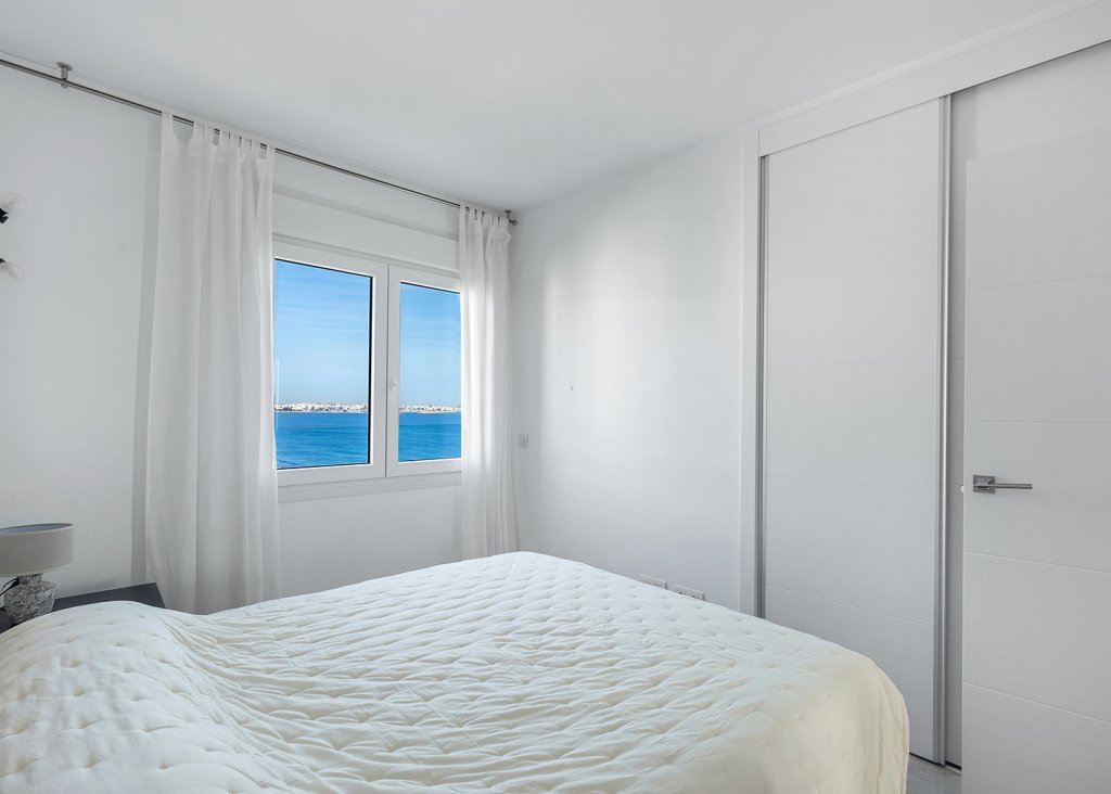 Verkoop - Apartment - Flat - Torrevieja - Punta Prima