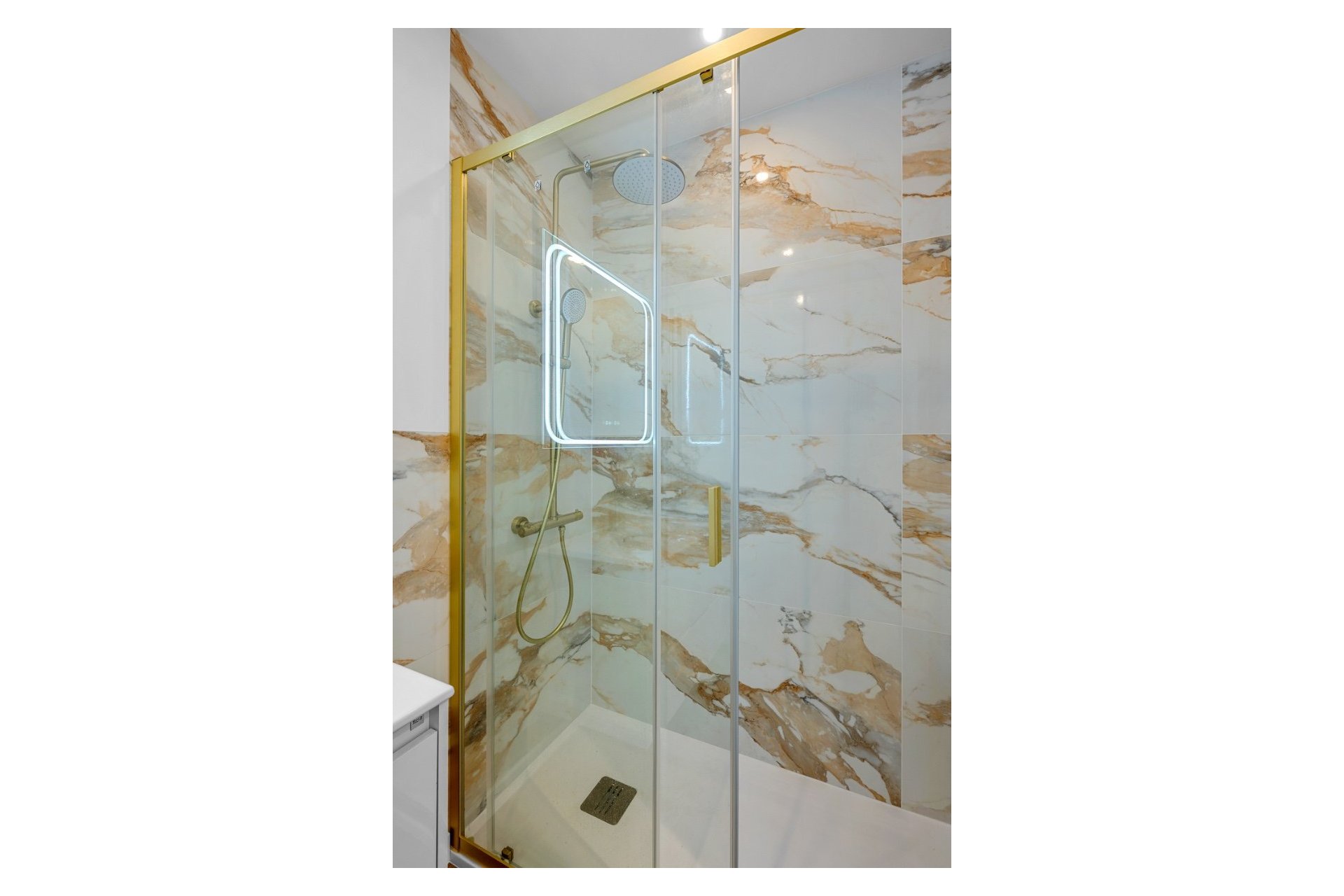 Verkoop - Apartment - Flat - Torrevieja - Punta Prima