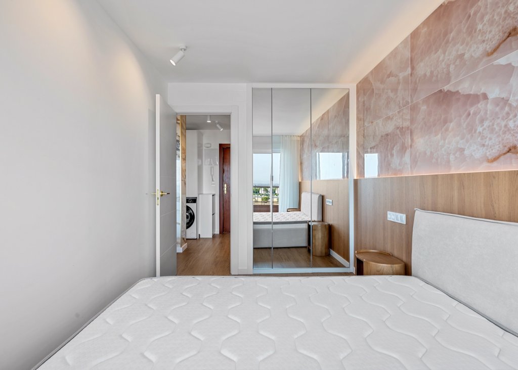 Verkoop - Apartment - Flat - Torrevieja - Punta Prima