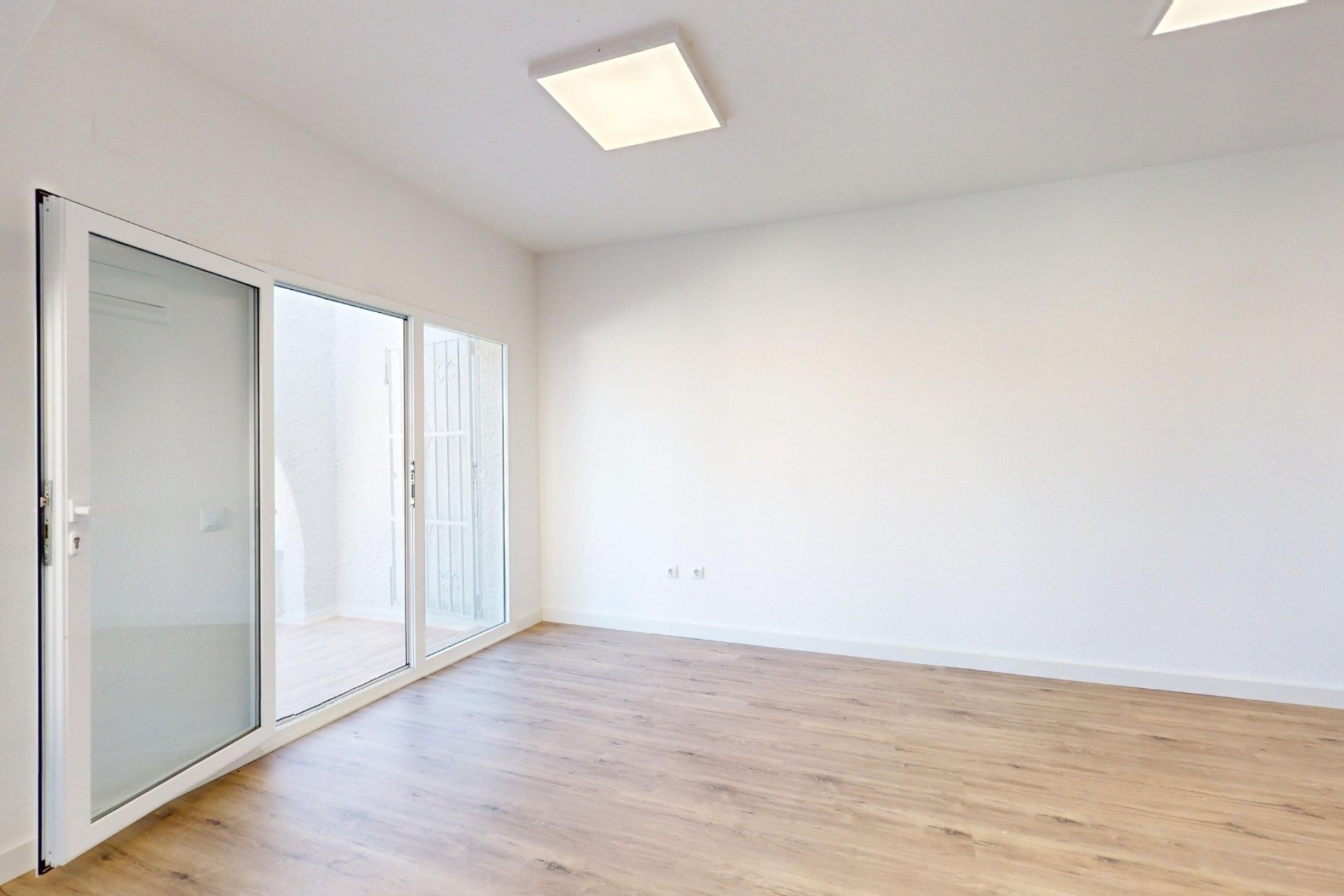 Verkoop - Bungalow - Orihuela Costa - Villamartin