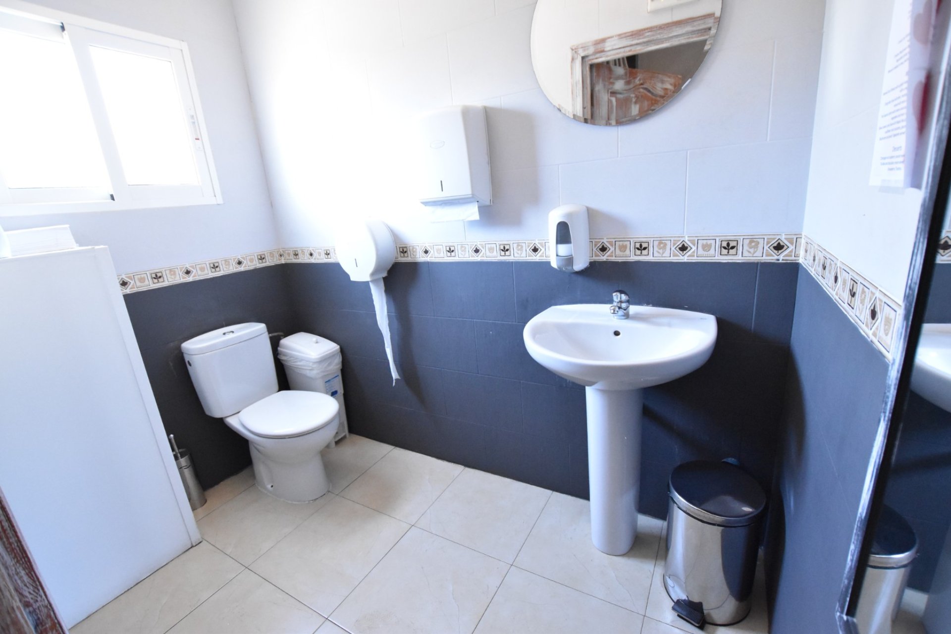 Verkoop - Commercial - Algorfa - La Finca Golf Resort