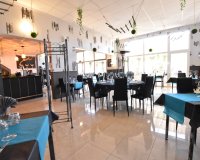 Verkoop - Commercial - Algorfa - La Finca Golf Resort