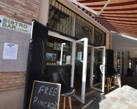 Verkoop - Commercial - Algorfa - La Finca Golf Resort