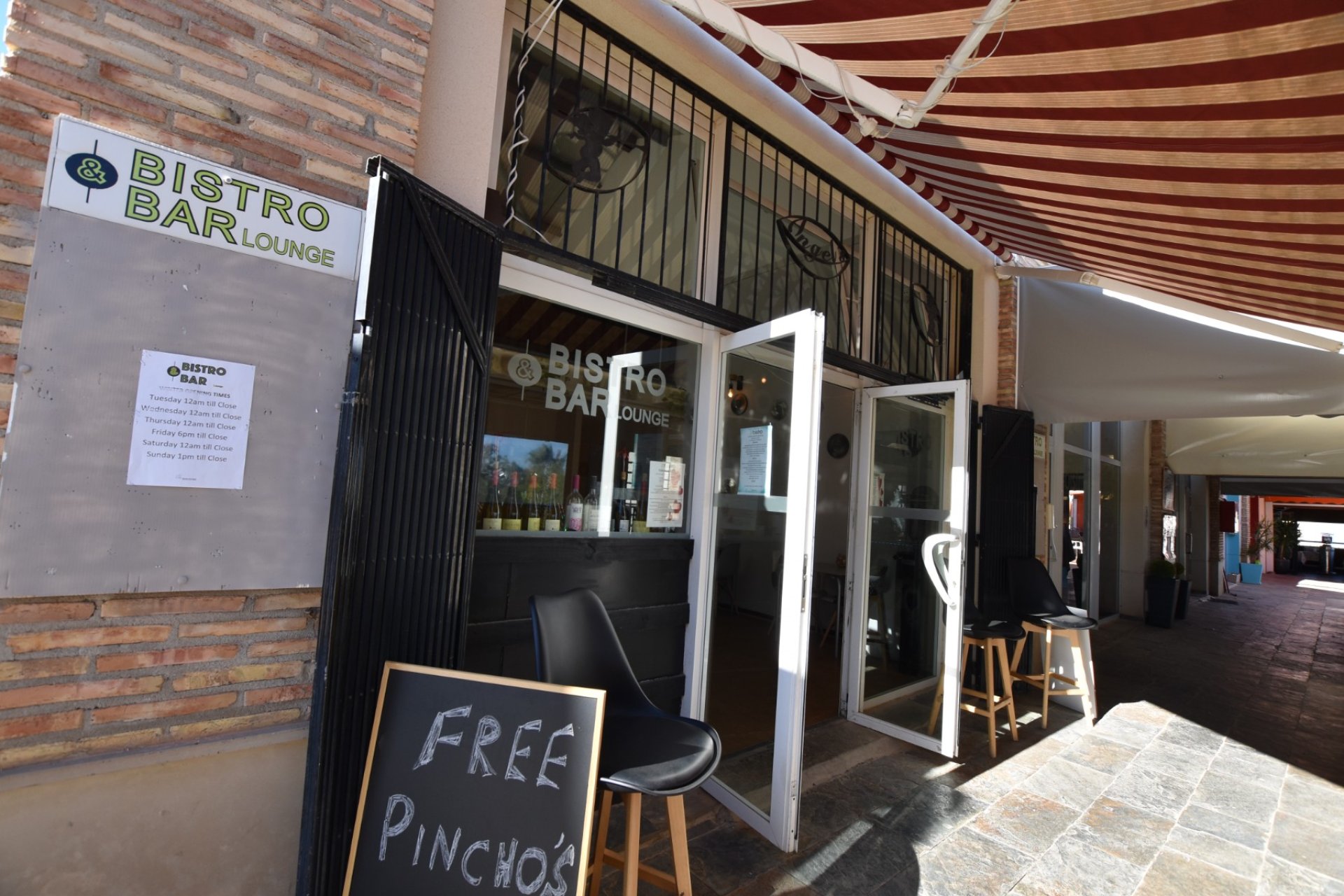 Verkoop - Commercial - Algorfa - La Finca Golf Resort