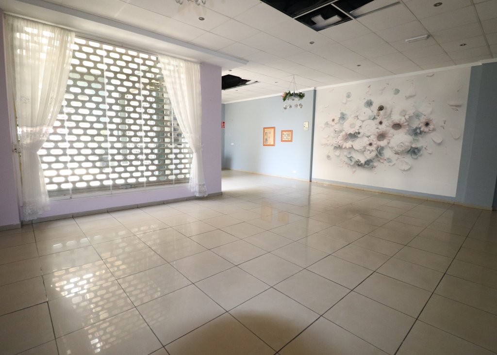 Verkoop - Commercial - Benijofar - Benijofar - Village