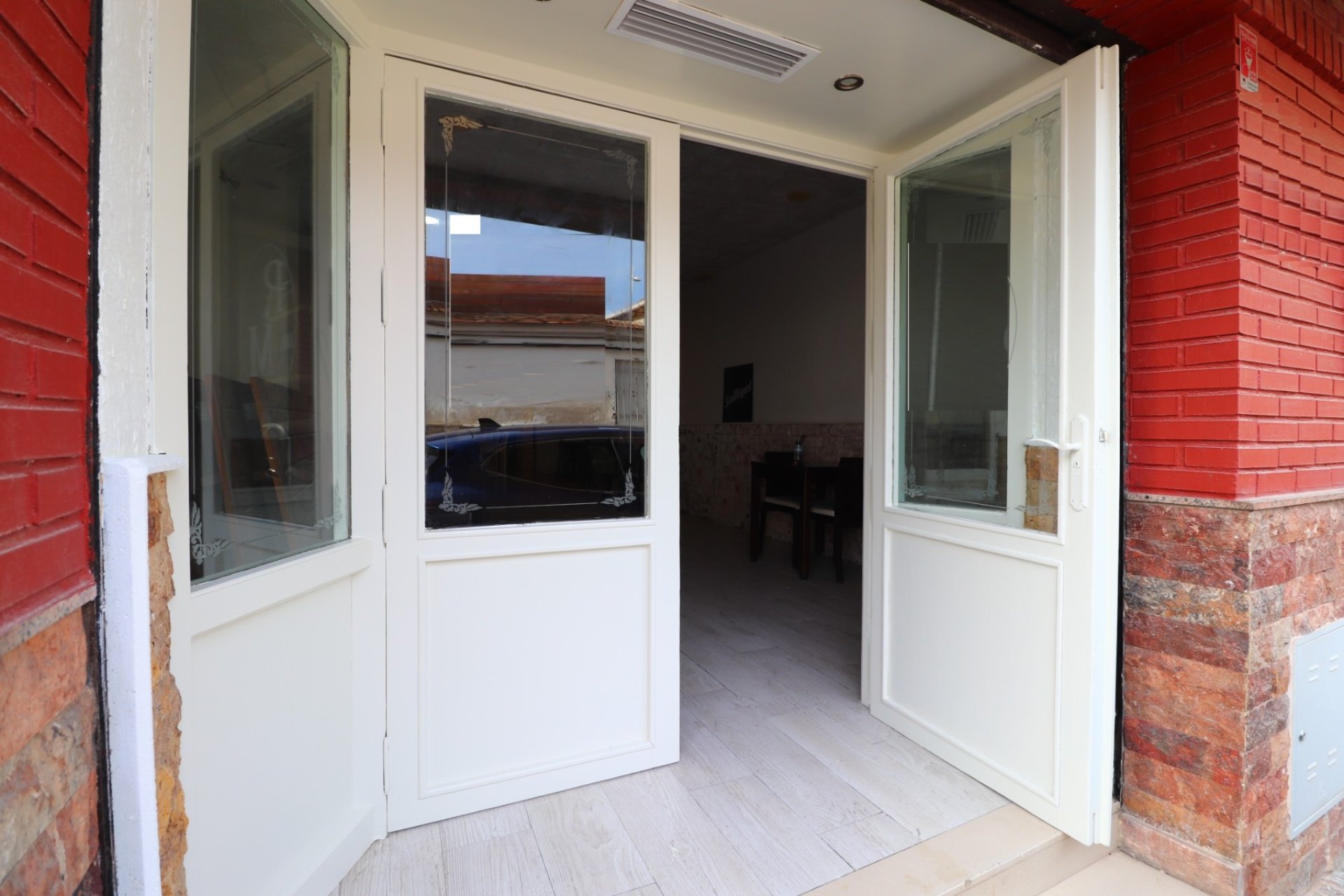 Verkoop - Commercial - Benijofar - Benijofar - Village