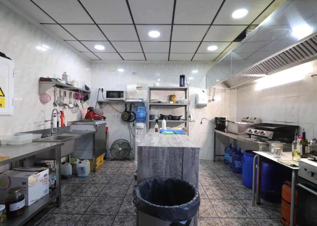 Verkoop - Commercial - Formentera del Segura - Formentera - Village