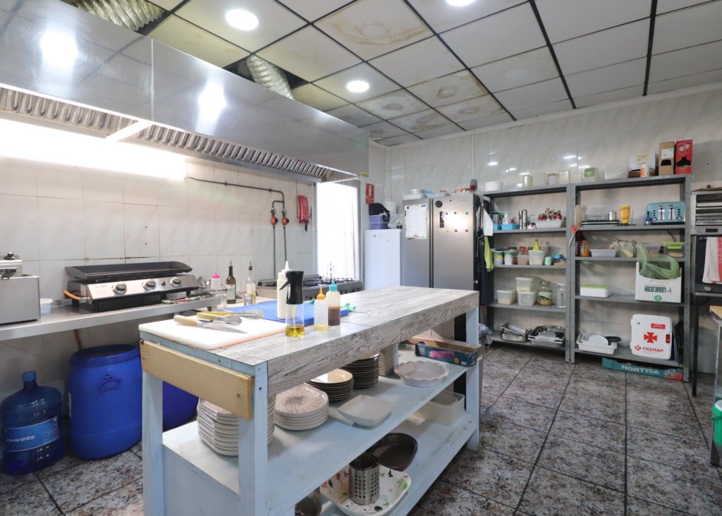 Verkoop - Commercial - Formentera del Segura - Formentera - Village