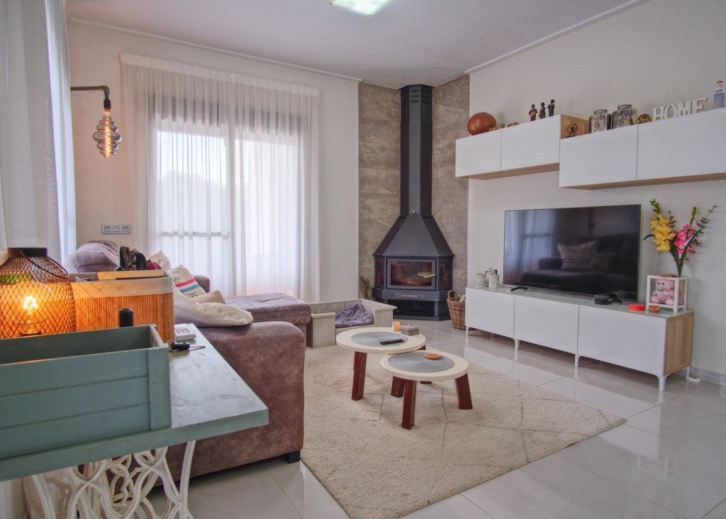 Verkoop - Commercial (Freehold) - Dolores - Dolores - Country