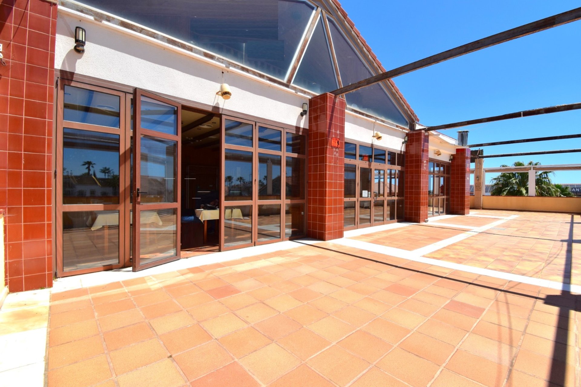 Verkoop - Commercial (Freehold) - Orihuela Costa - Los Dolses