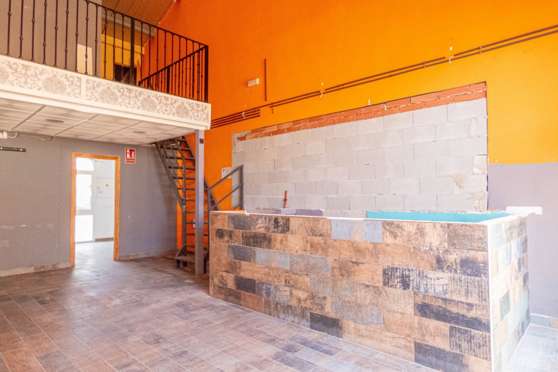 Verkoop - Commercial - La Finca Golf - Algorfa