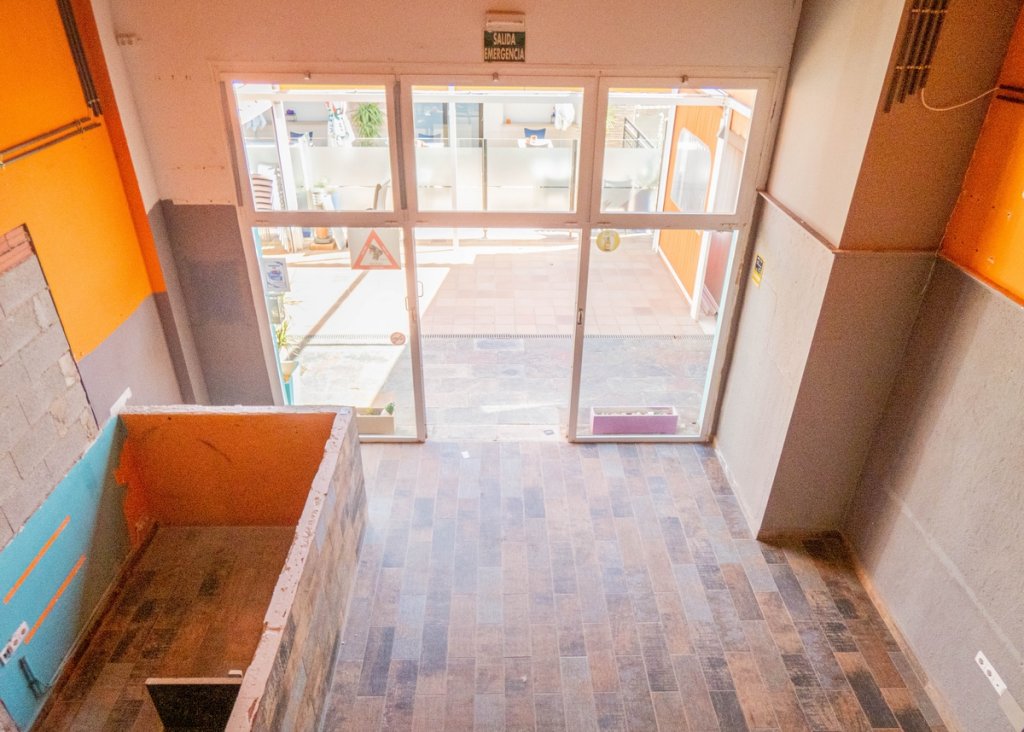 Verkoop - Commercial - La Finca Golf - Algorfa