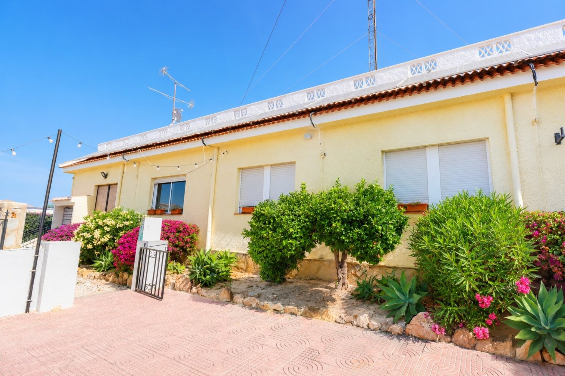 Verkoop - Commercial (Rental) - Ciudad Quesada - Rojales