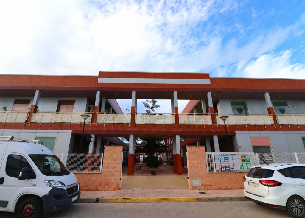 Verkoop - Commercial - San Fulgencio - Bahia de Las Dunas