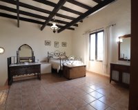 Verkoop - Finca / Country Property - Albatera - Albatera - Country