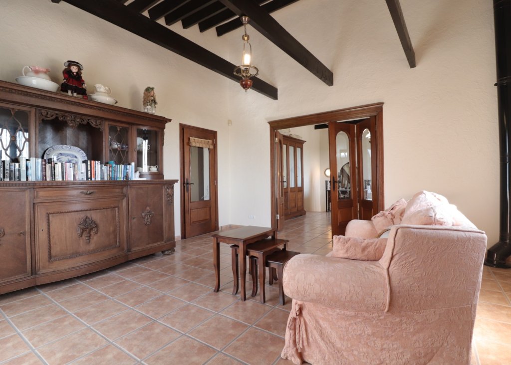 Verkoop - Finca / Country Property - Albatera - Albatera - Country