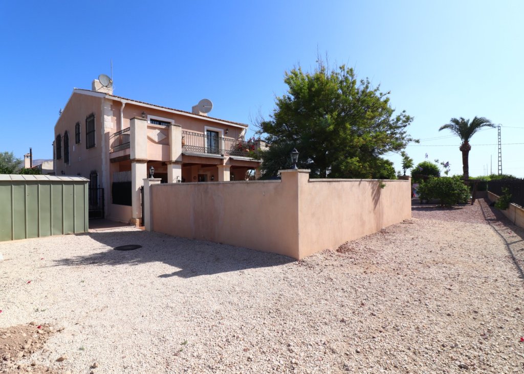 Verkoop - Finca / Country Property - Albatera - Albatera - Country
