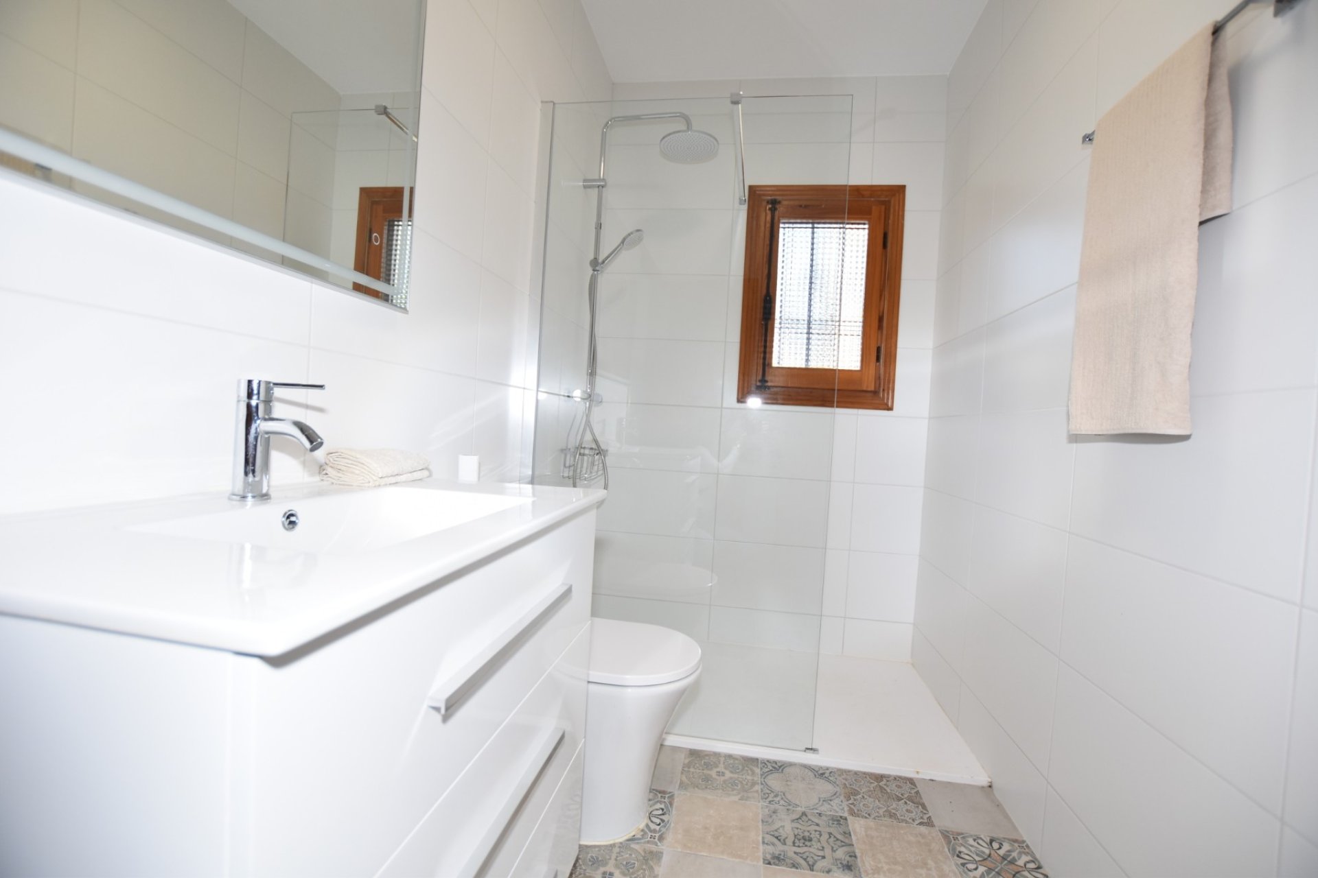 Verkoop - Finca / Country Property - Algorfa - Montemar