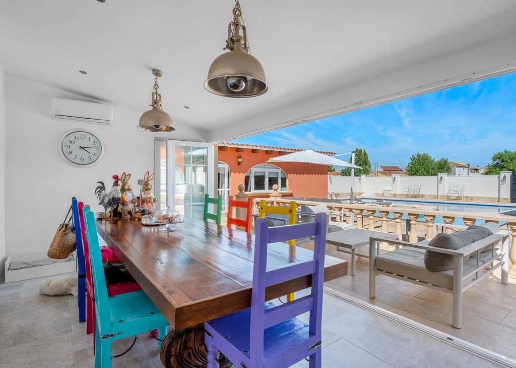 Verkoop - Finca / Country Property - Almoradí - Las Heredades