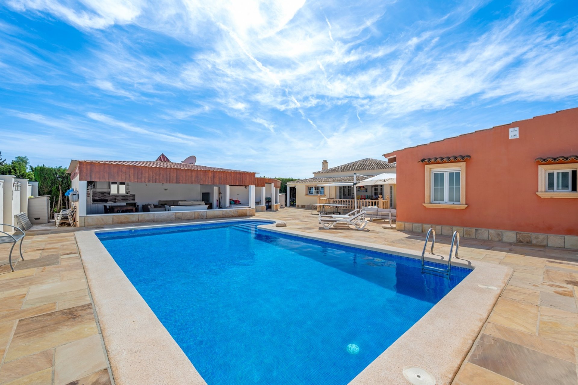 Verkoop - Finca / Country Property - Almoradí - Las Heredades