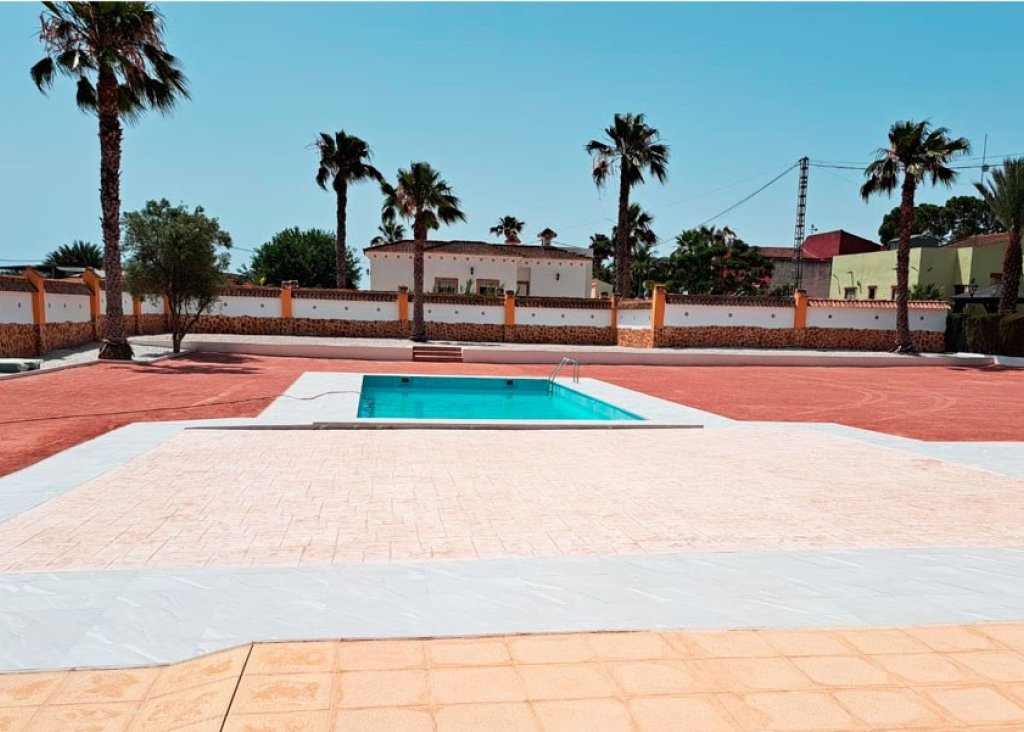 Verkoop - Finca / Country Property - Catral - Catral - Country