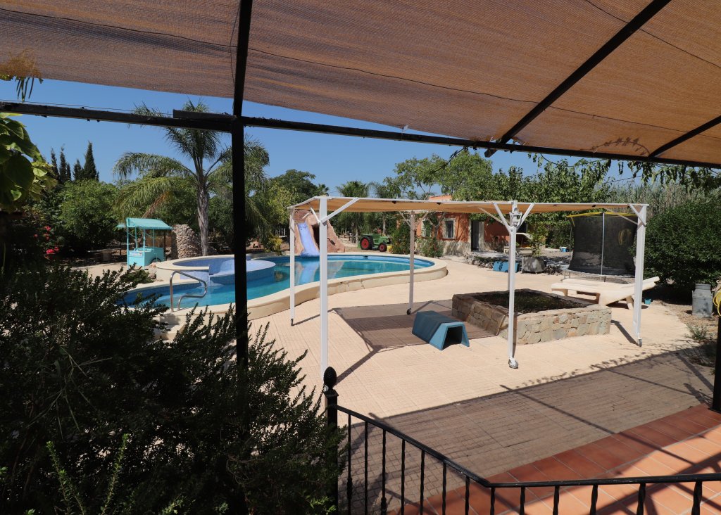 Verkoop - Finca / Country Property - Catral - Catral - Country