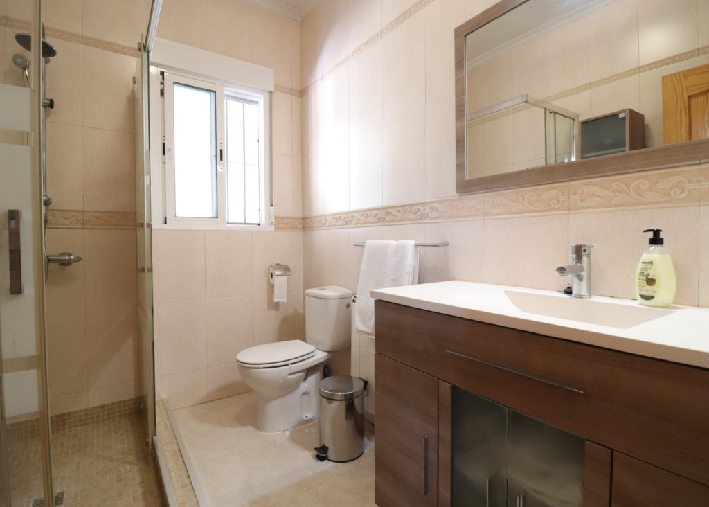 Verkoop - Finca / Country Property - Catral - Catral - Country