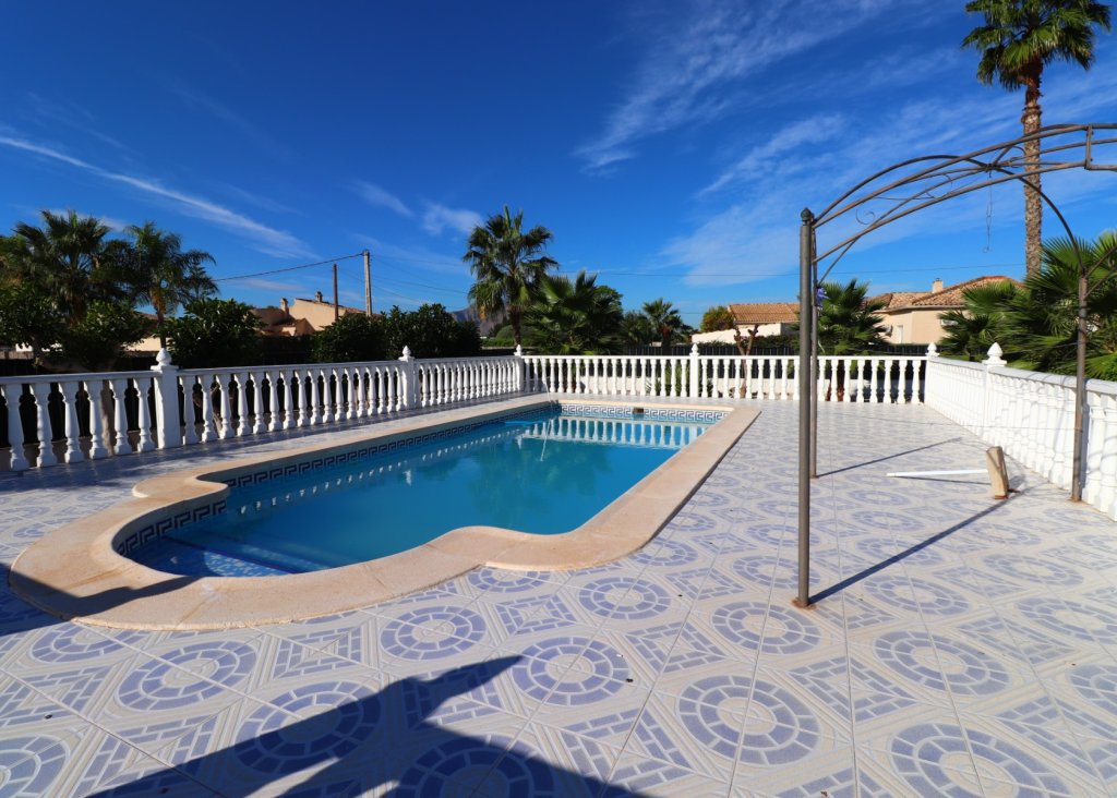 Verkoop - Finca / Country Property - Catral - Catral - Country