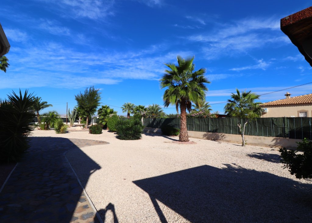 Verkoop - Finca / Country Property - Catral - Catral - Country