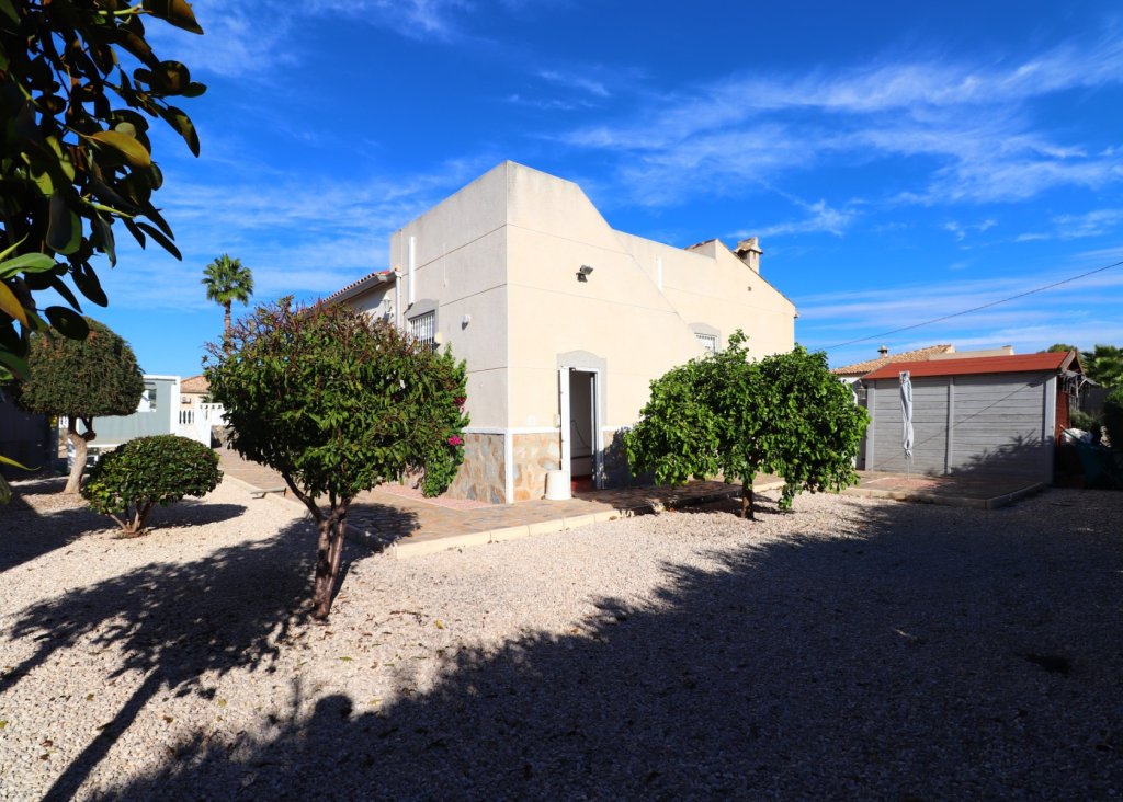 Verkoop - Finca / Country Property - Catral - Catral - Country