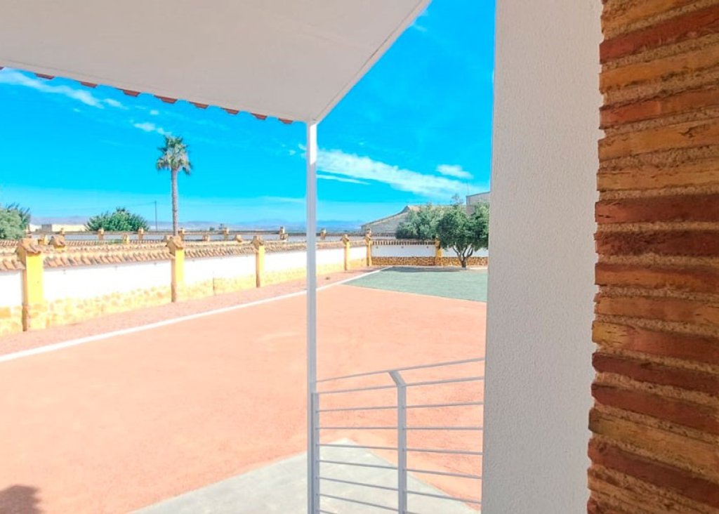 Verkoop - Finca / Country Property - Catral - Catral - Country