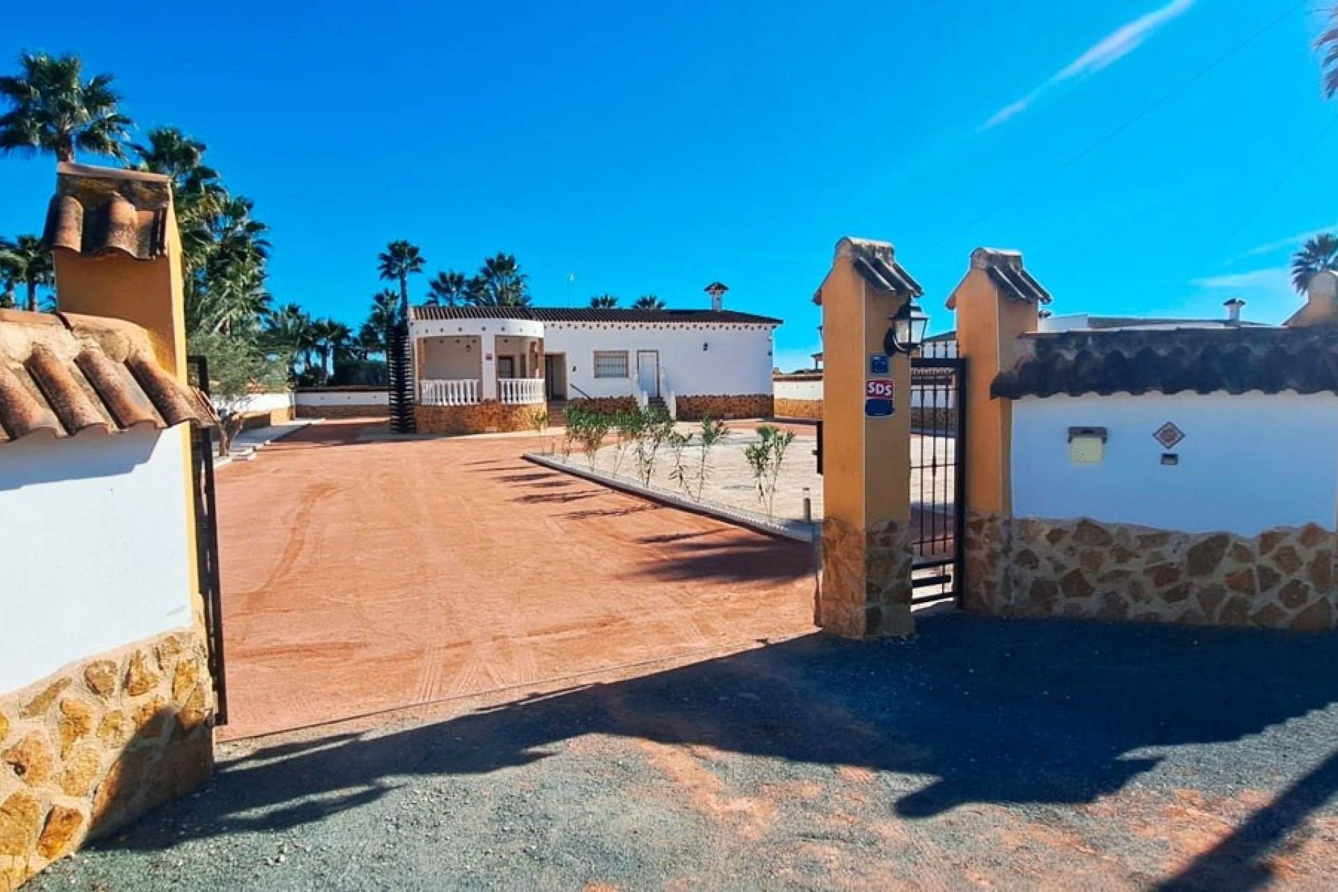 Verkoop - Finca / Country Property - Catral - Catral - Country