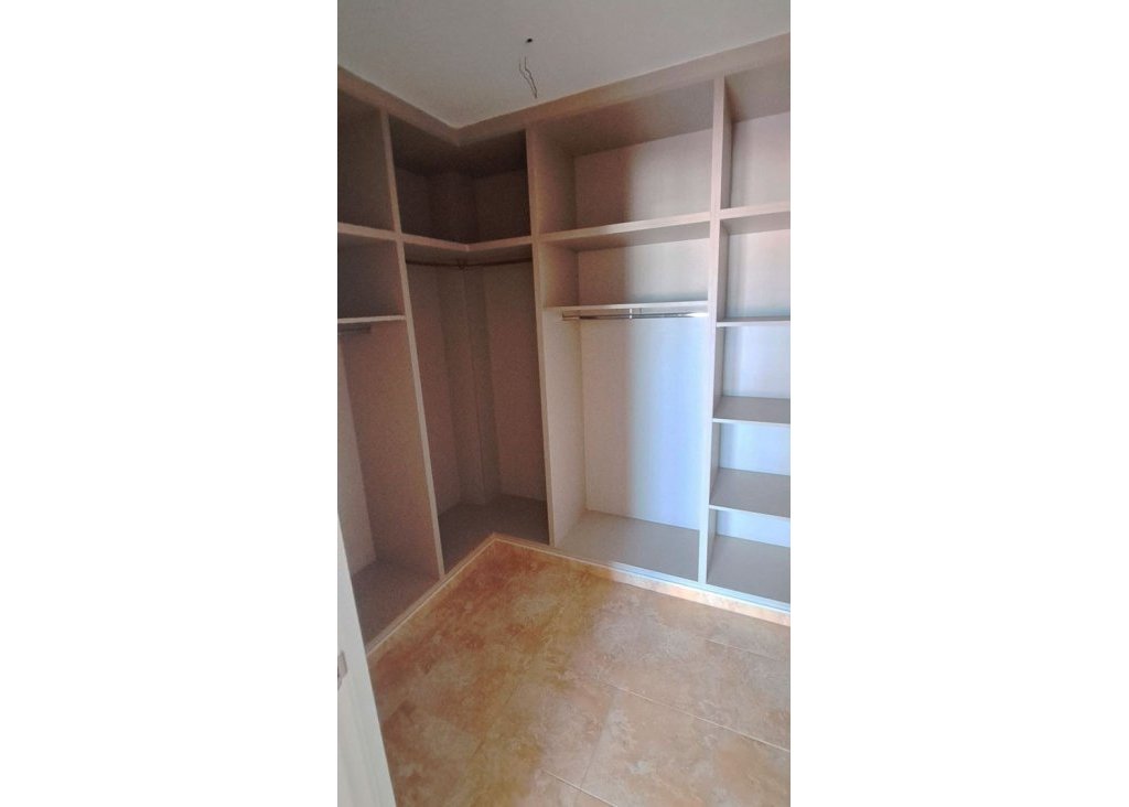 Verkoop - Finca / Country Property - Catral - Catral - Country