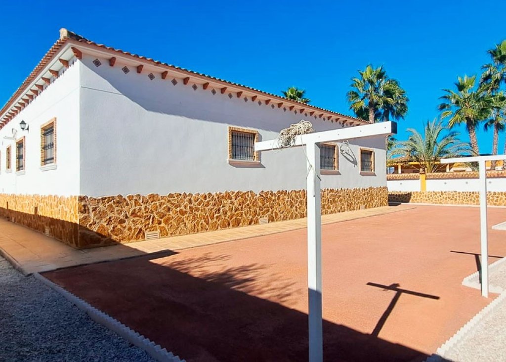 Verkoop - Finca / Country Property - Catral - Catral - Country